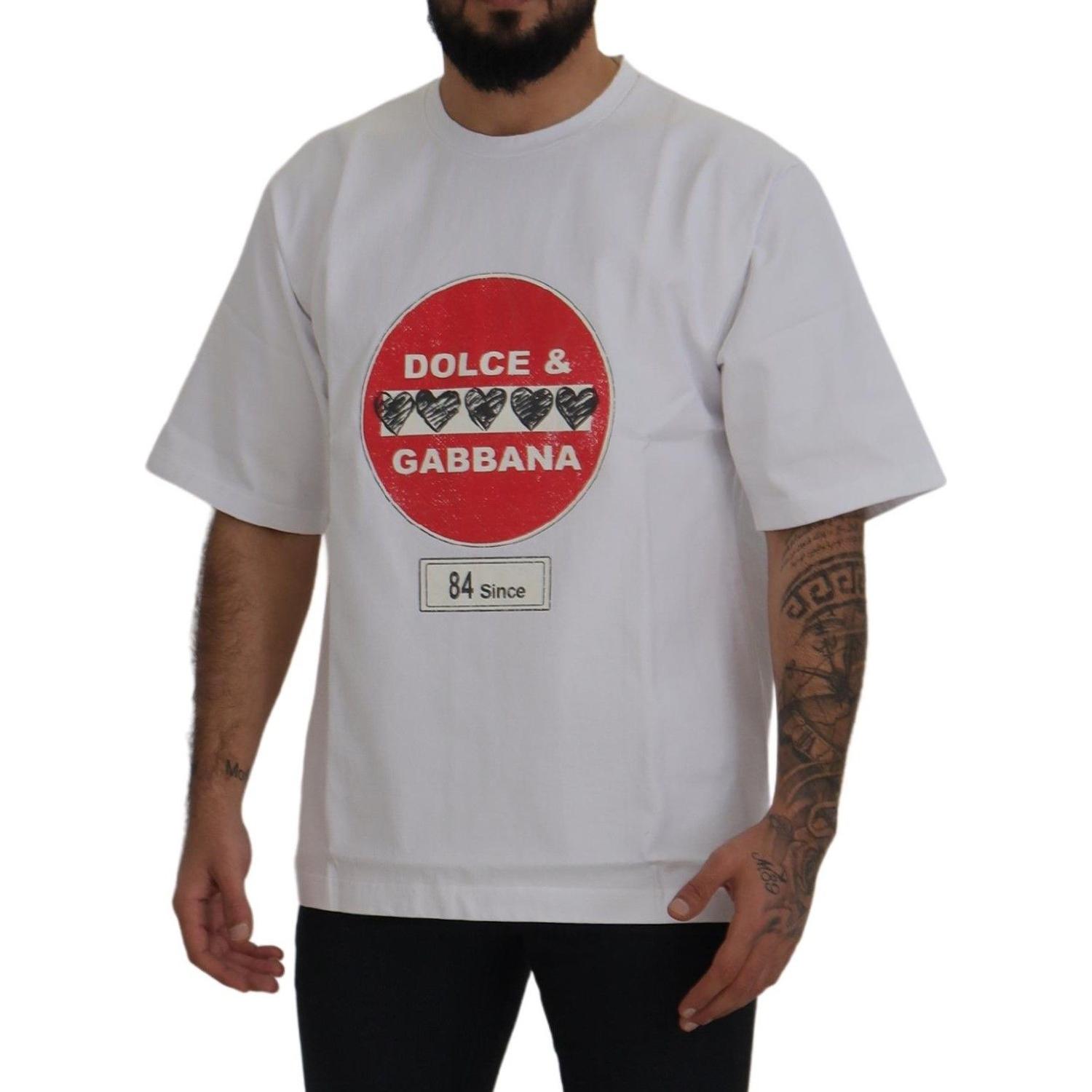 别致的白色棉质爱心 T 恤