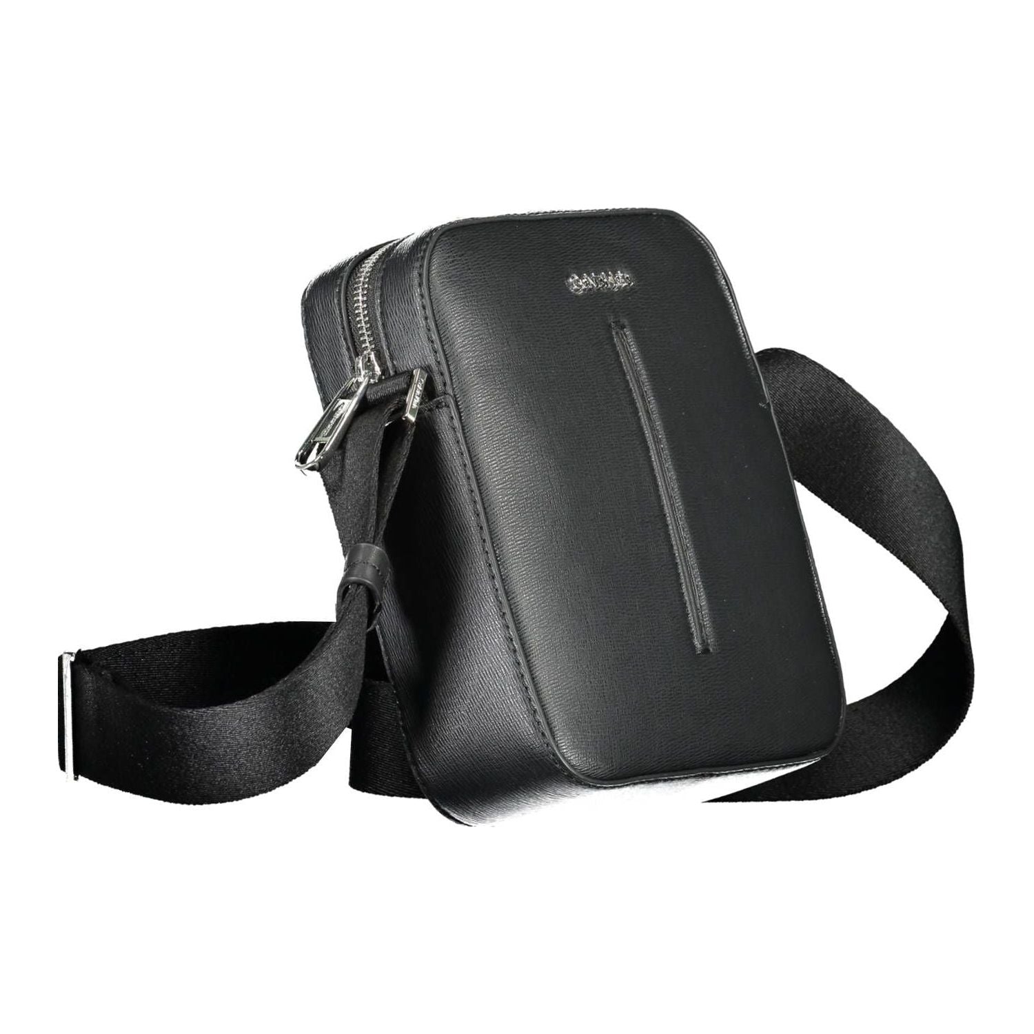 Front view with bag zipped and handles upright.