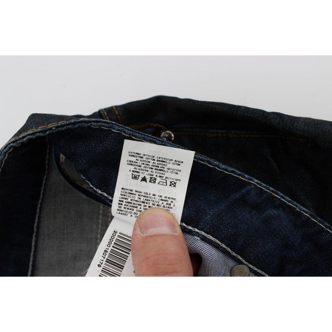 优雅直筒深蓝色牛仔裤