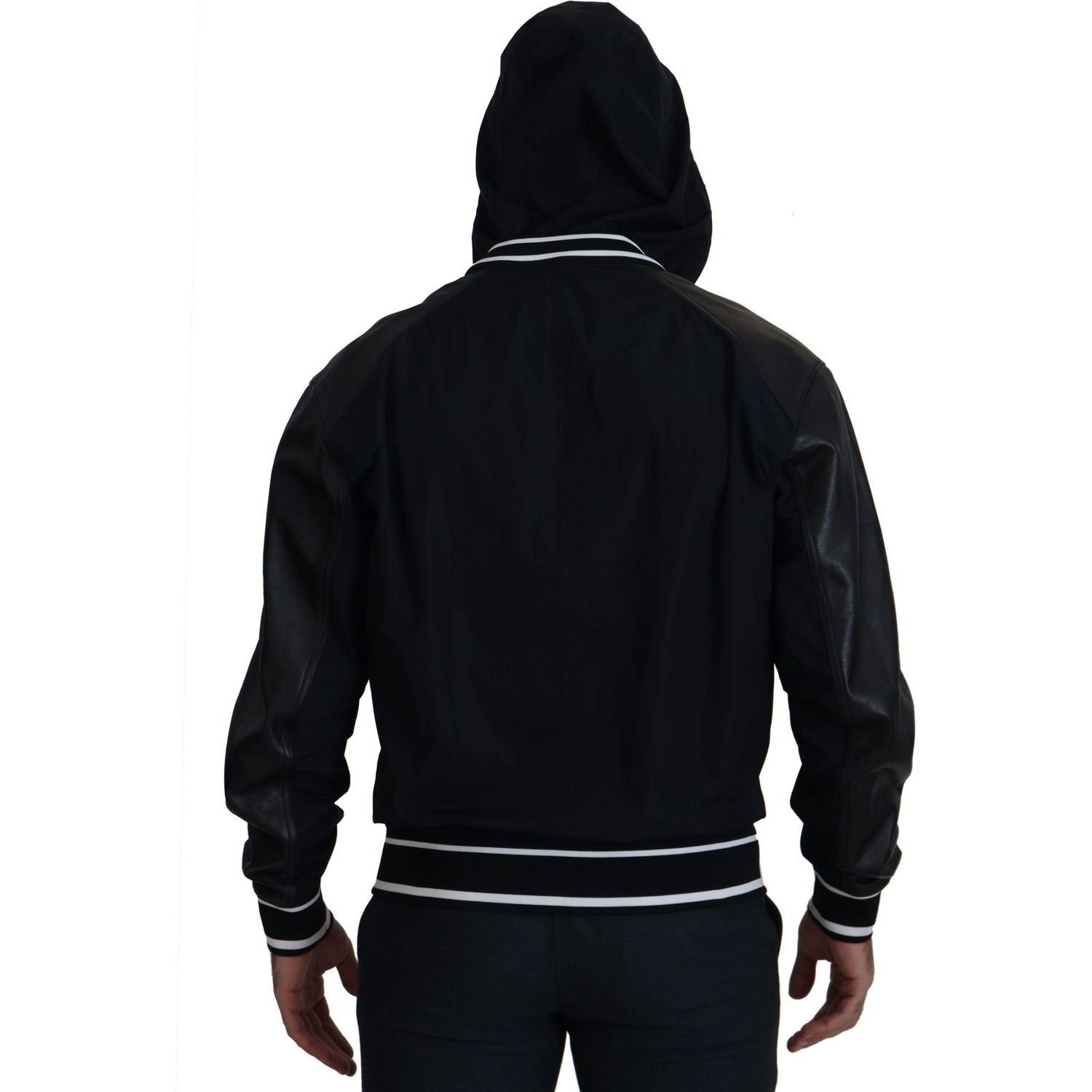 优雅黑色飞行员夹克