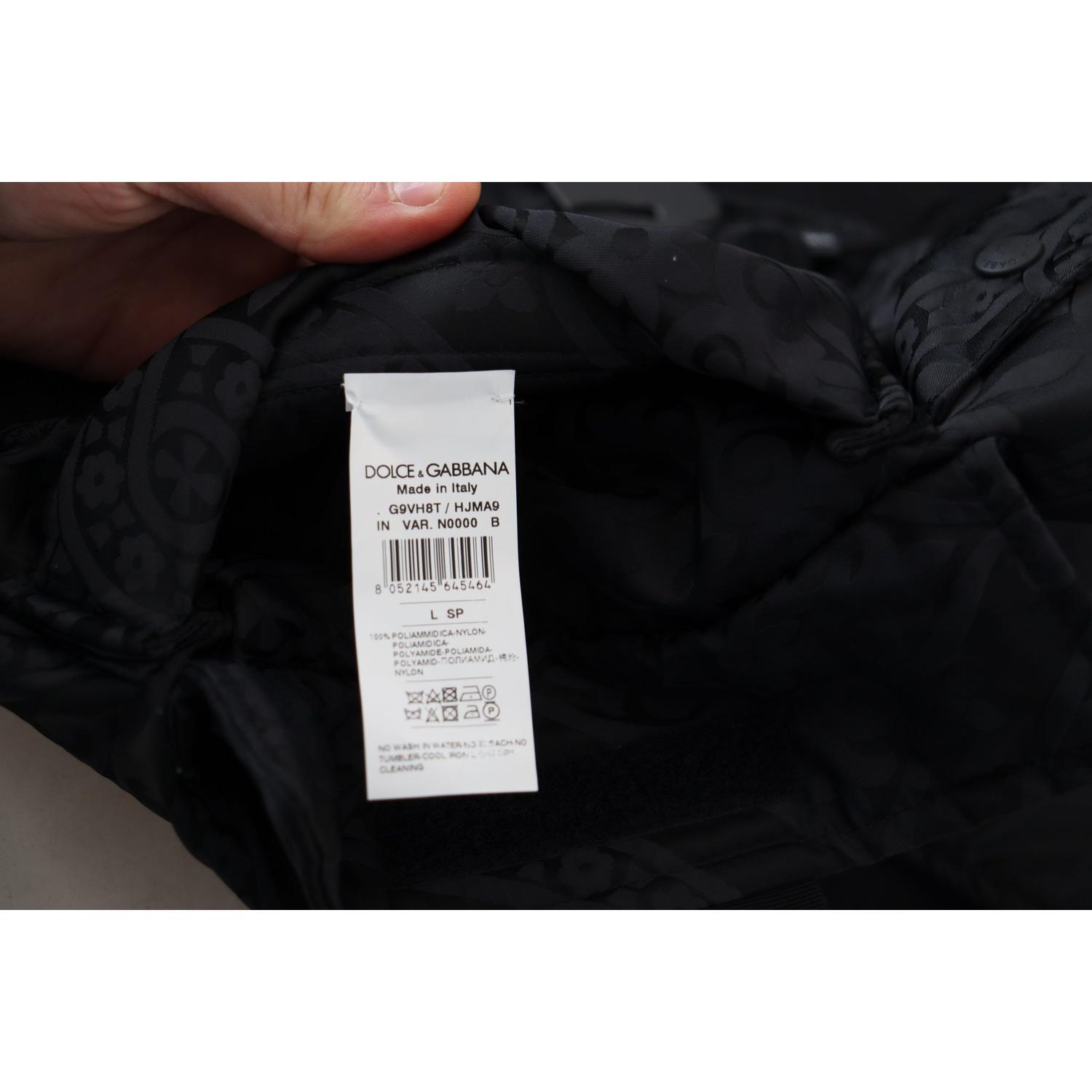 优雅黑色无袖背心夹克