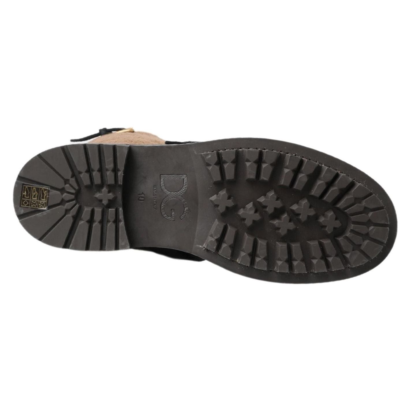 黑色羊毛皮长靴