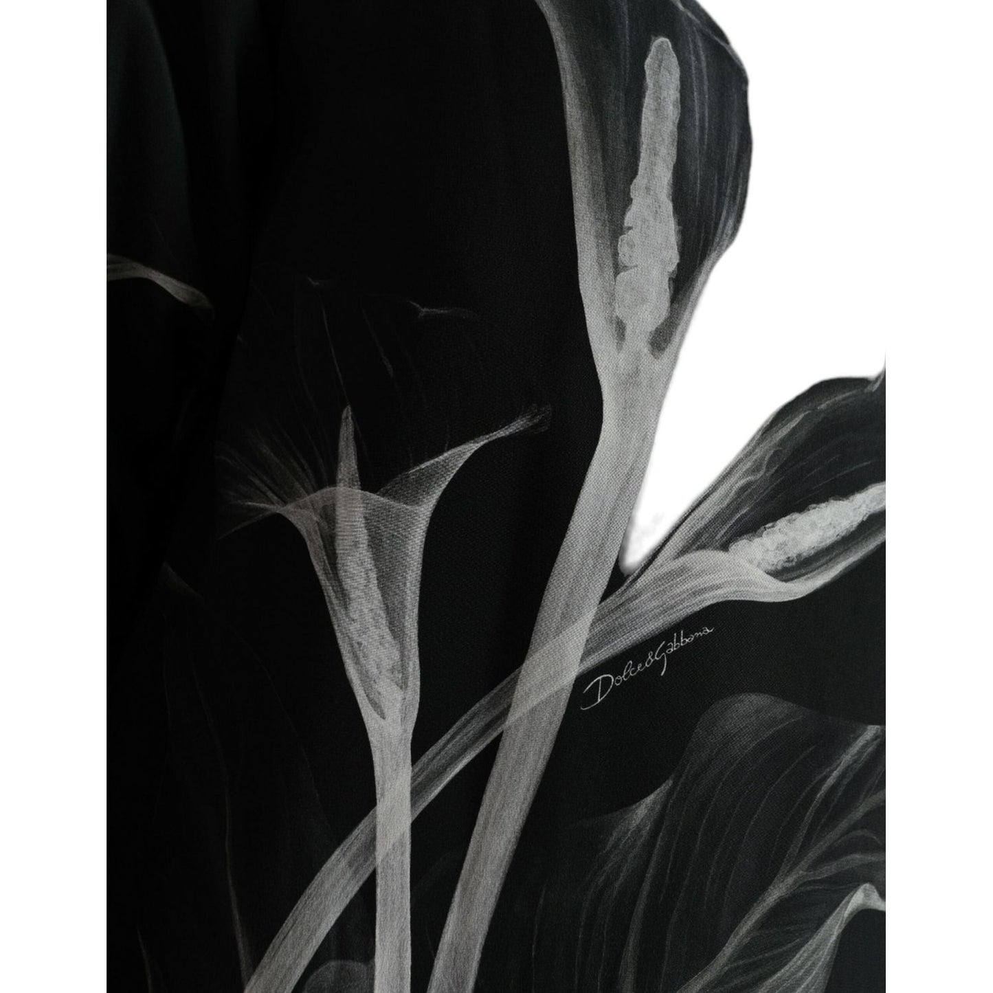 Dolce & Gabbana Black Floral Print Crewneck Pullover Sweater