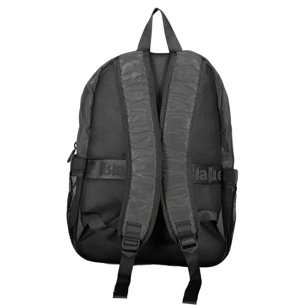 Front view with bag zipped and handles upright.