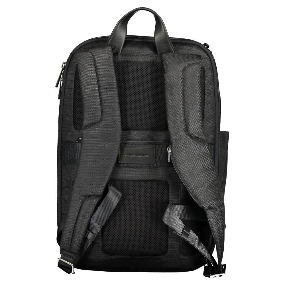 Front view with bag zipped and handles upright.