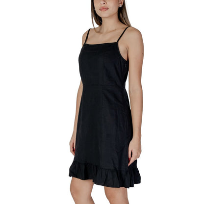 B.Young Black Linen Midi Dress B.Young