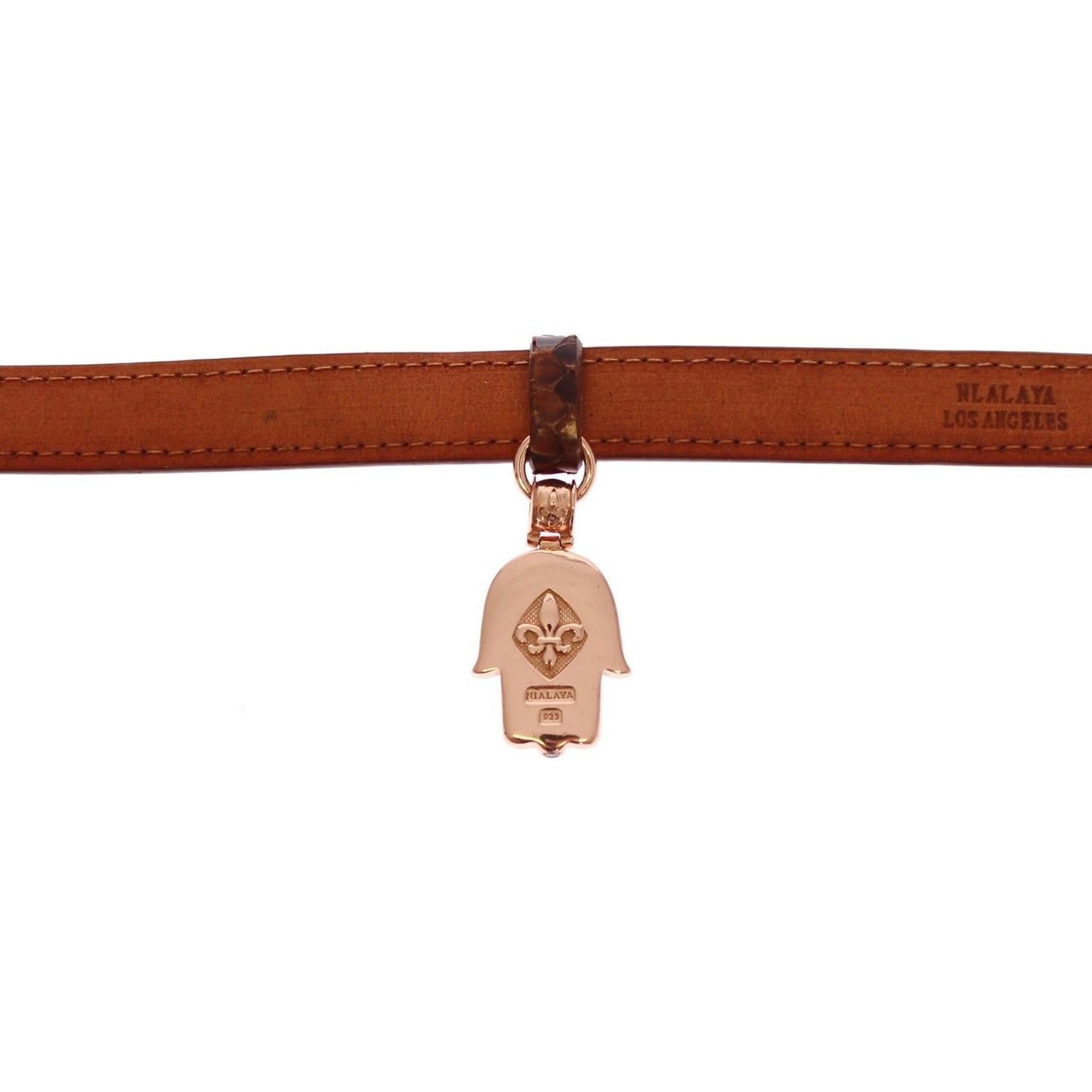 别致的蛇皮与金袖口手镯