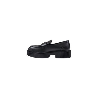 Armani Exchange Black Leather Platform Pumps