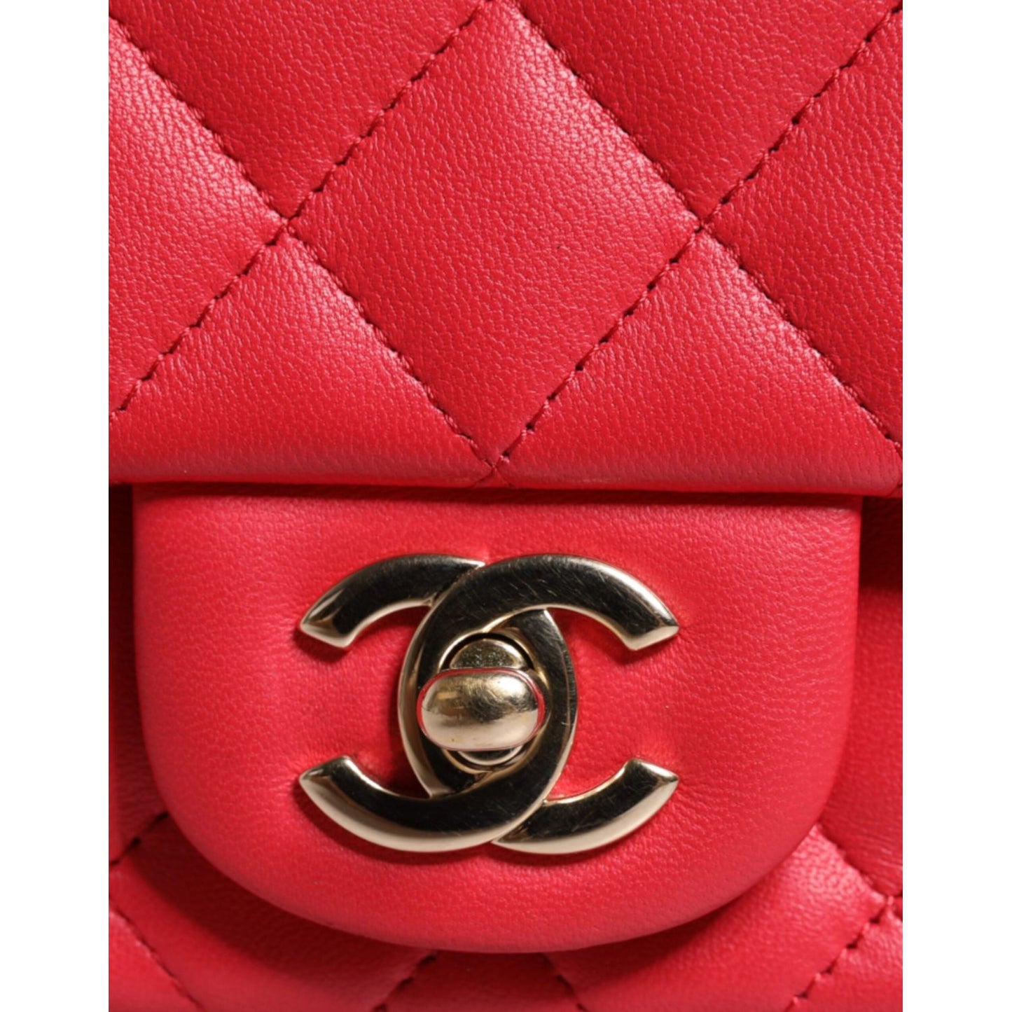 Chanel Pink Matelasse Chain Shoulder Lambskin Purse Mini Chanel