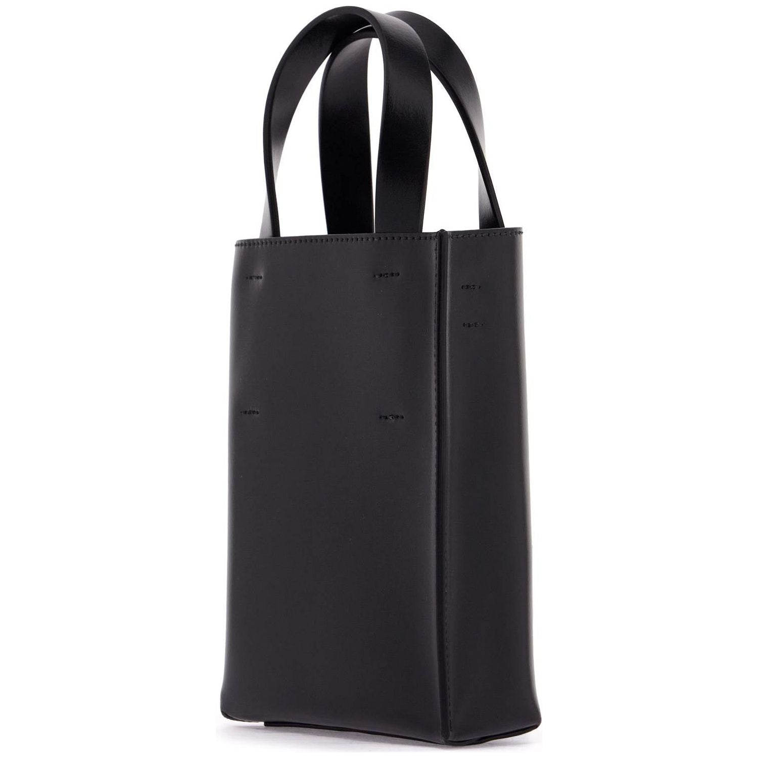 Front view with bag zipped and handles upright.